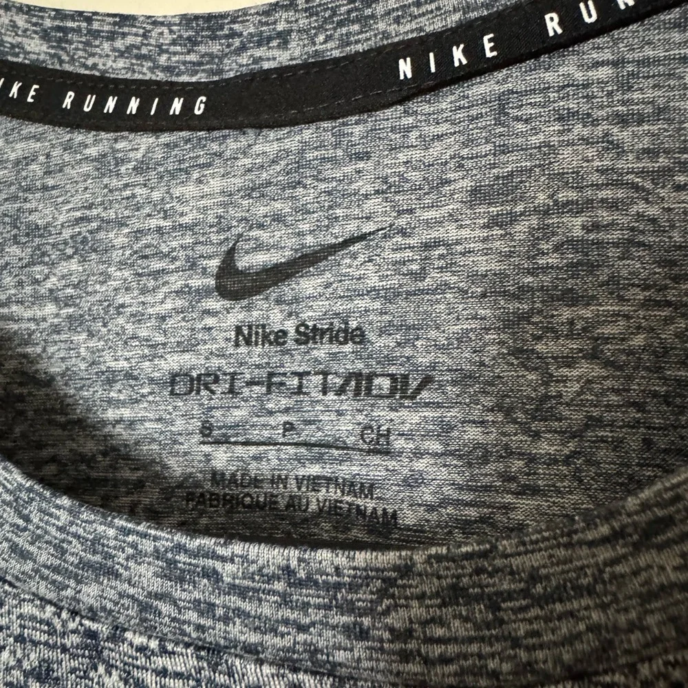 Nike Pro Dri-FIT and Combat Shirt Collection - Gray and Black - Picture 8 of 12